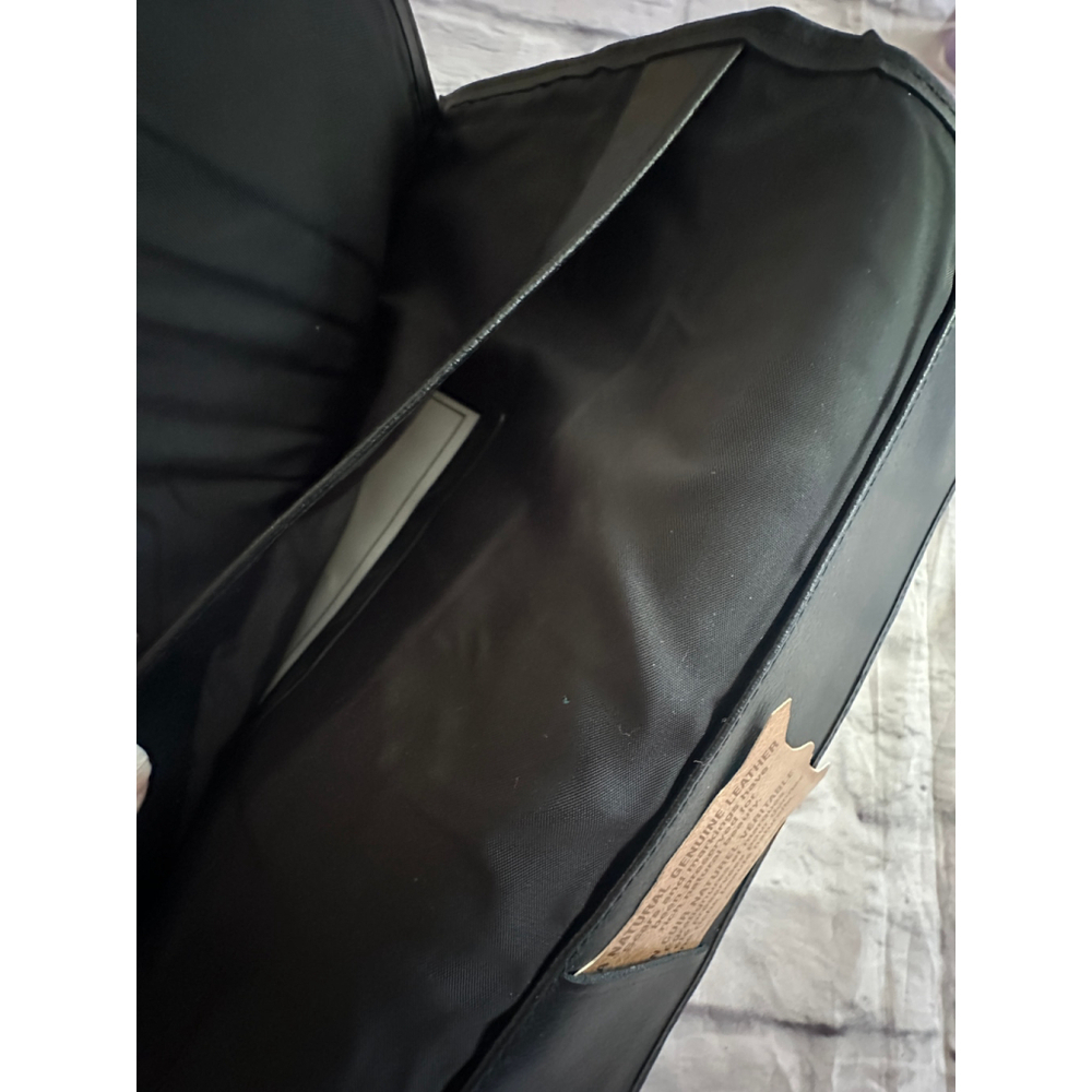 Alfred Sung Men's Black Leather Wallet - Picture 4 of 5